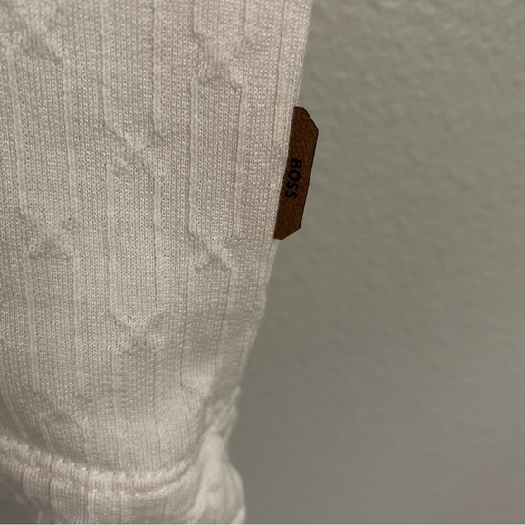 HUGO BOSS COTTON-SILK T-SHIRT WITH A SIGNATURE QUILTED EFFECT Size MEDIUM - Picture 8 of 16